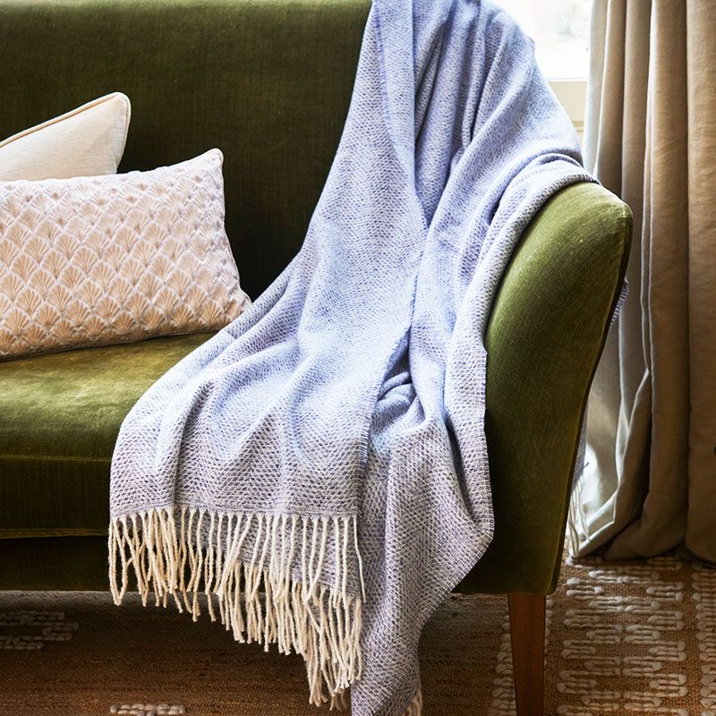 Cozee Home throws and bedspreads