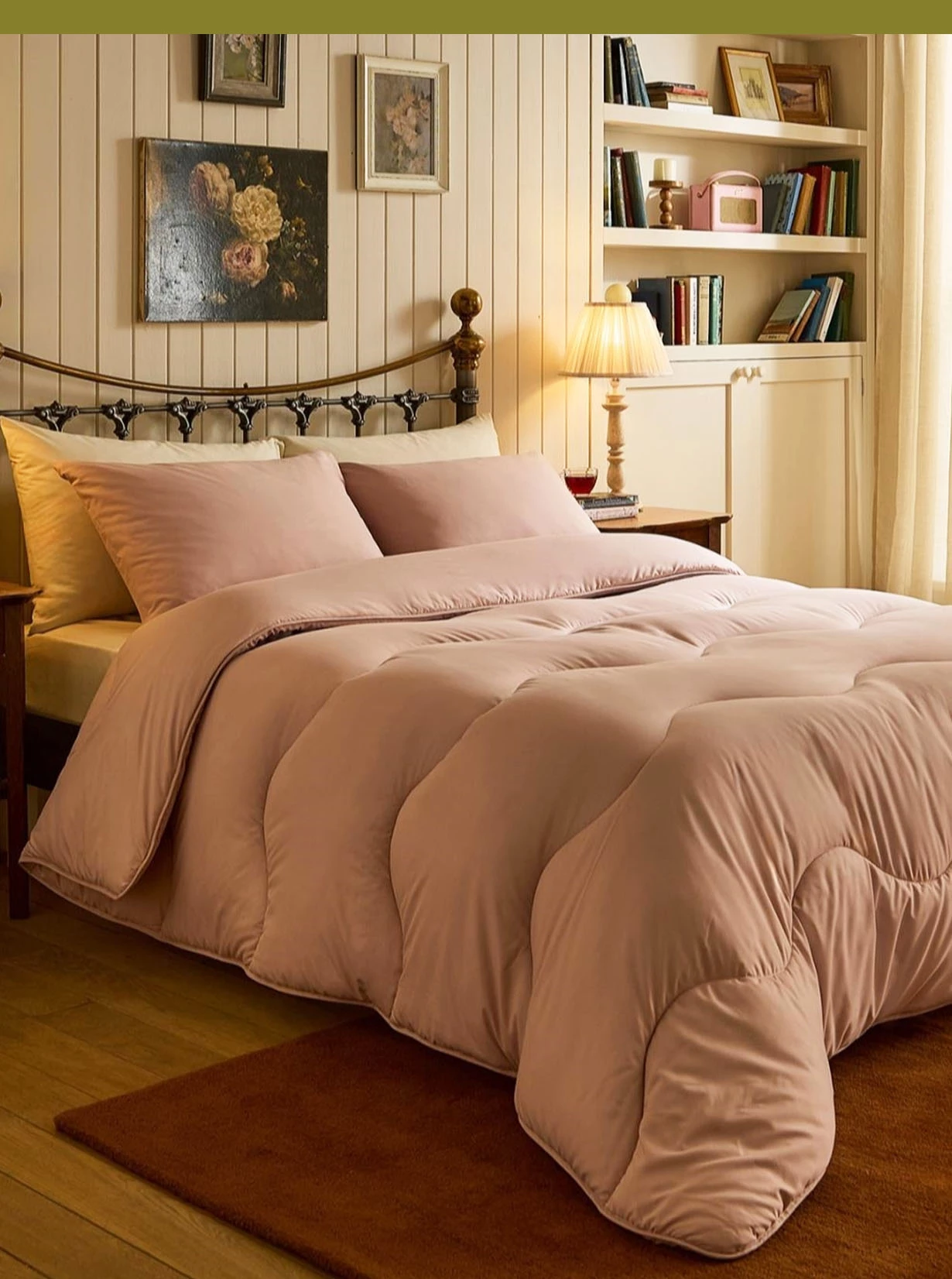 Cosy bedding and throws