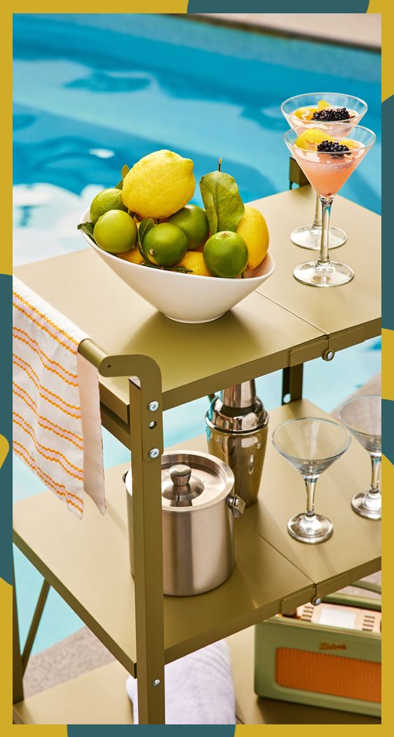 Bright summer home decor